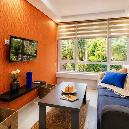 Hadrian Nest 3br Opposite Hadrian Gate Lejlighed *