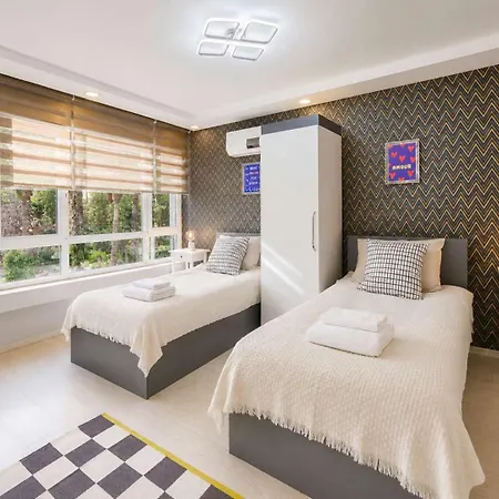 Hadrian Nest 3br Opposite Hadrian Gate *