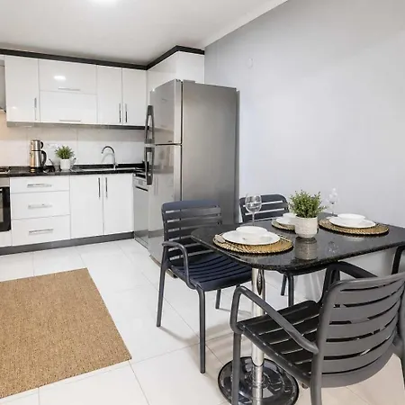 Hadrian Nest 3br Opposite Hadrian Gate Antalya