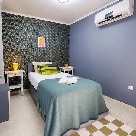 Hadrian Nest 3br Opposite Hadrian Gate Lejlighed *
