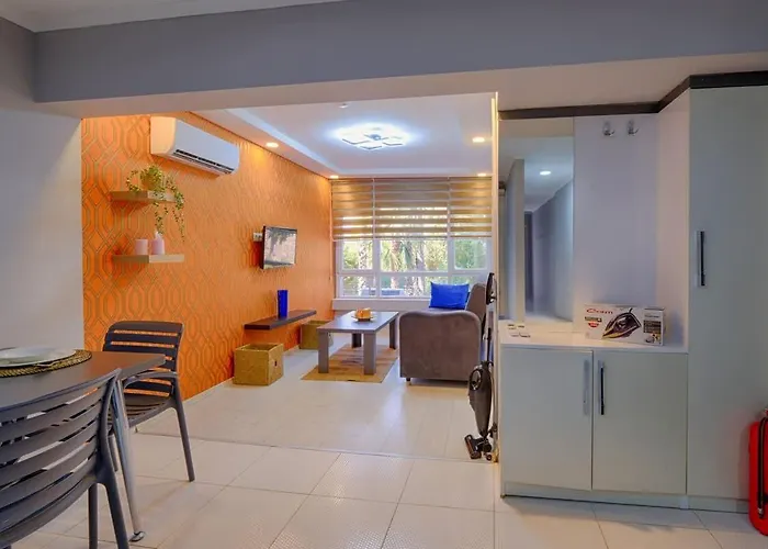 Family-Friendly Flat Near Kaleici Old Town Apartment