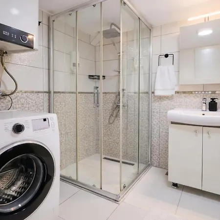 Hadrian Nest 3br Opposite Hadrian Gate * Antalya