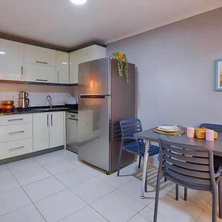 Hadrian Nest 3Br Apartment Opposite Hadrian Gate Apartamento